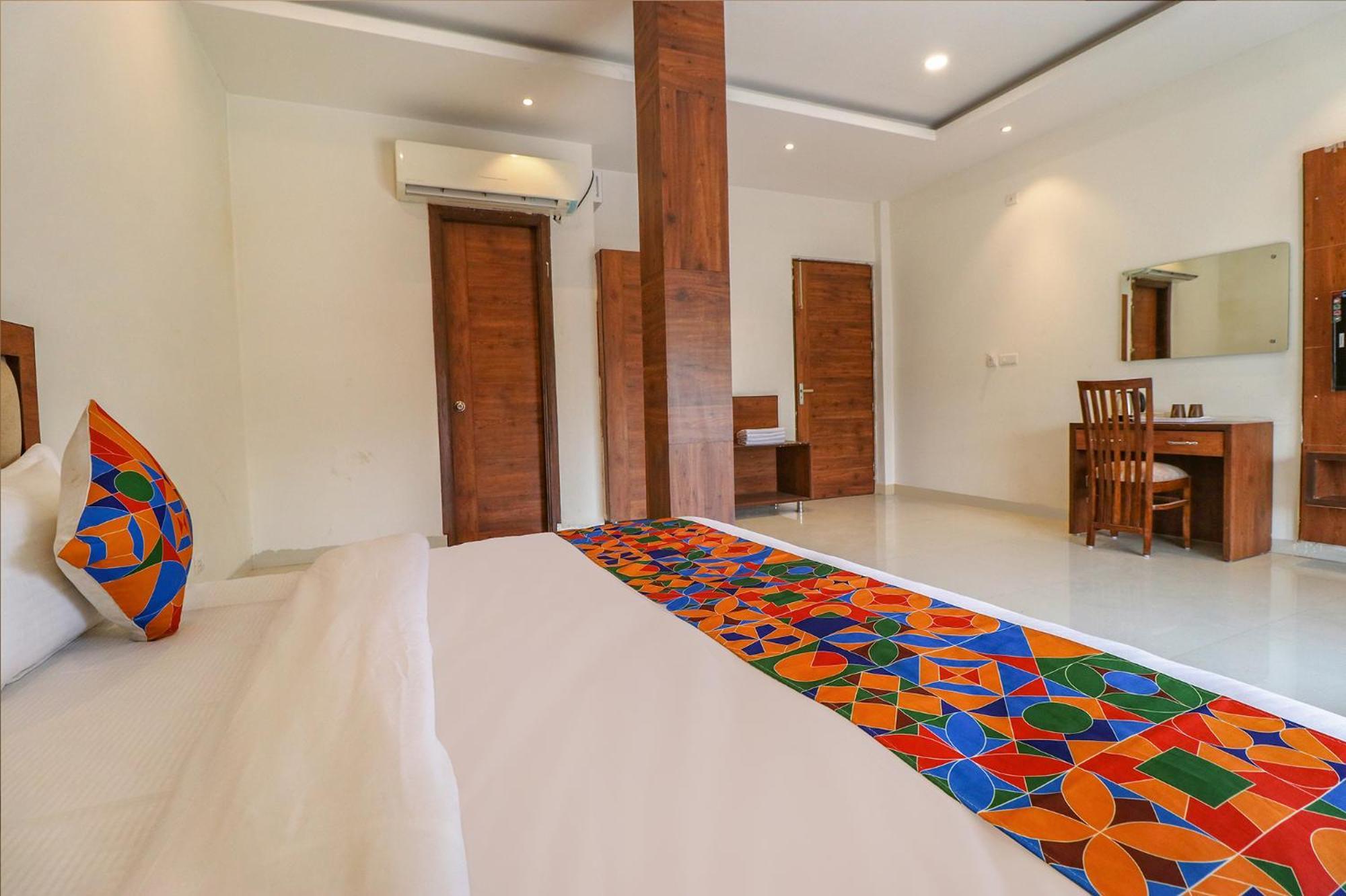 Fabhotel Prime Parisar Amritsar Exterior photo